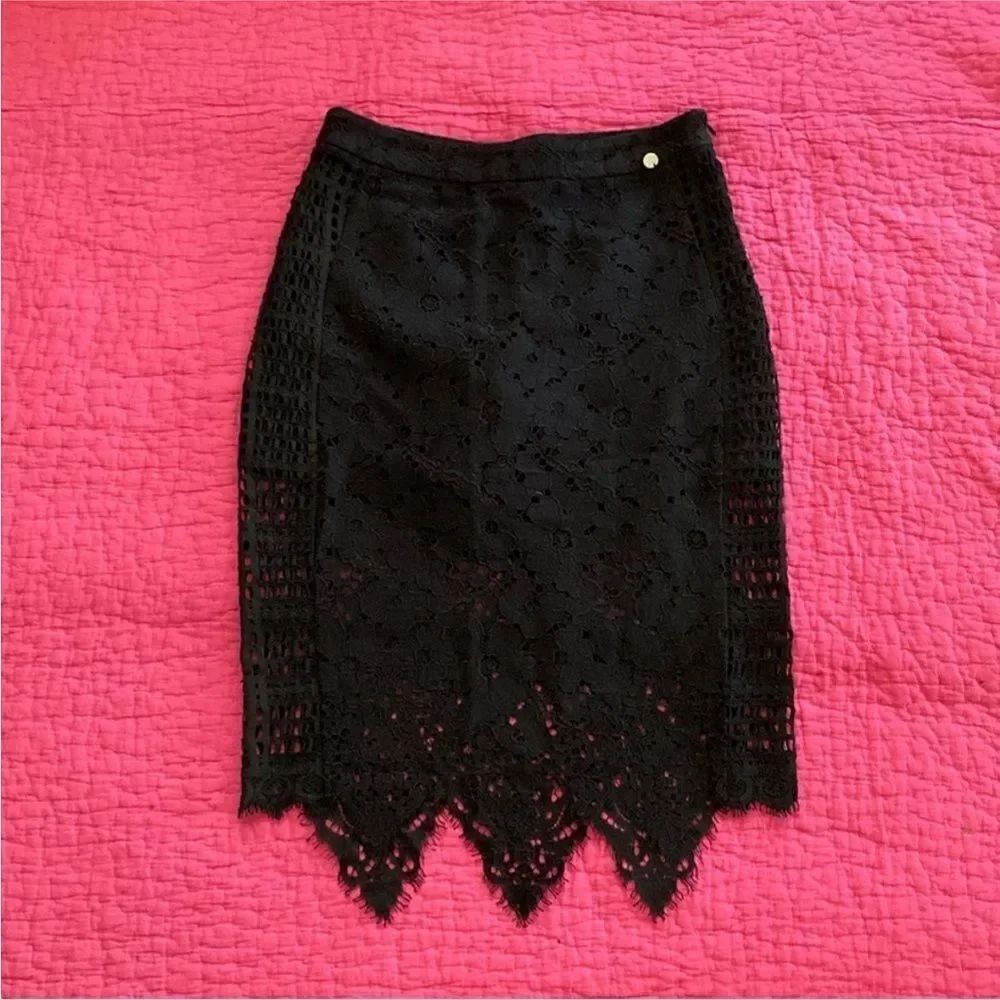 Lui Jo Chic Black Lace Asymmetrical Skirt with built in shorts, M